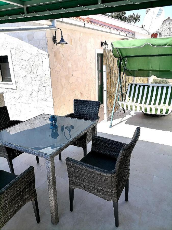 Apartmani Kremena Small Beach 200M เคล็ค ภายนอก รูปภาพ