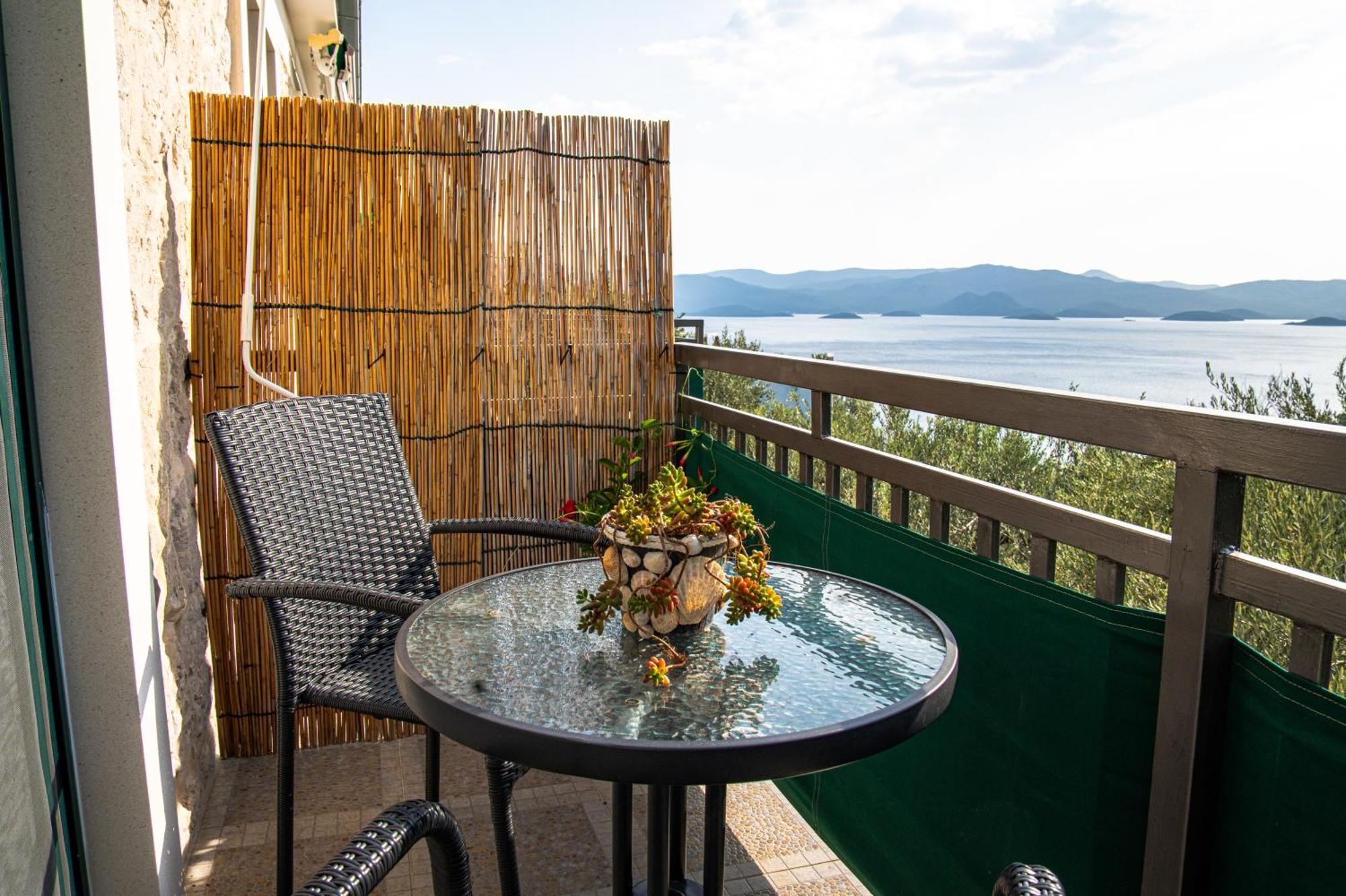 Apartmani Kremena Small Beach 200M เคล็ค ภายนอก รูปภาพ