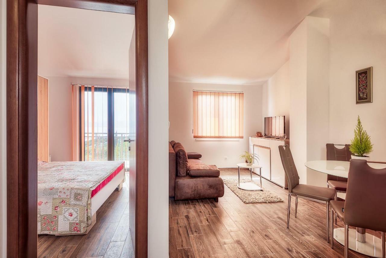 Apartmani Kremena Small Beach 200M เคล็ค ภายนอก รูปภาพ